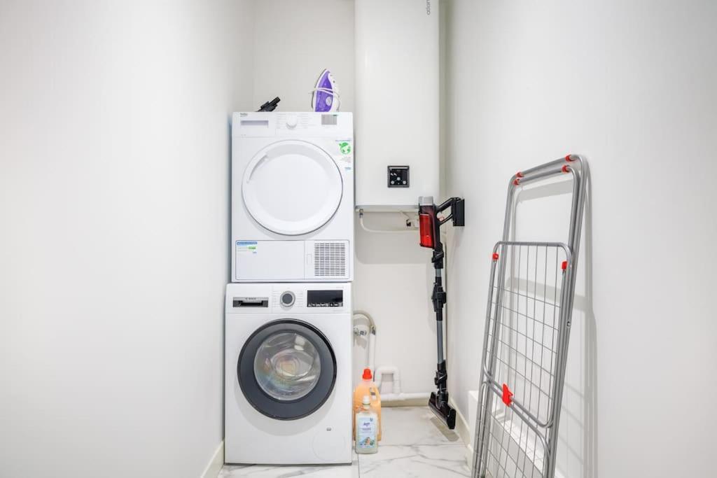 Ferienwohnung Beautiful Flat For 6 People #6 Asnières Exterior foto