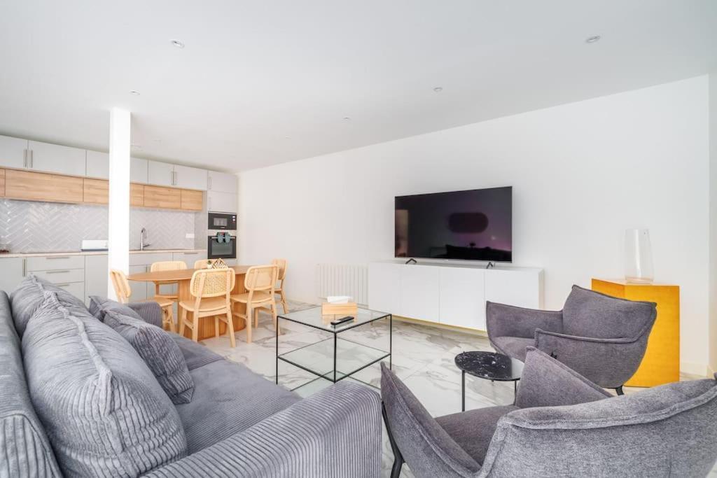 Ferienwohnung Beautiful Flat For 6 People #6 Asnières Exterior foto